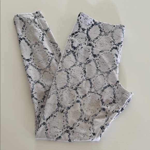 Varley Workout Leggings Snakeskin Print Size S - Picture 1 of 5